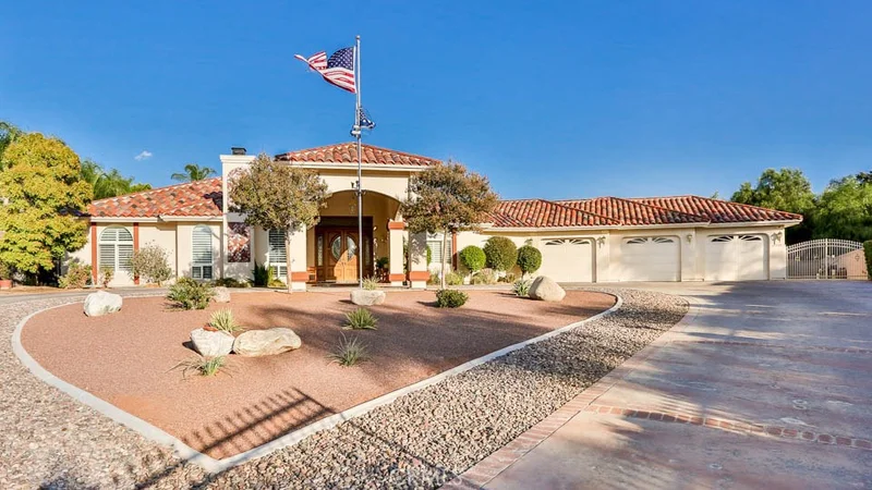 42595 Painted Desert Court, Hemet, CA 92544