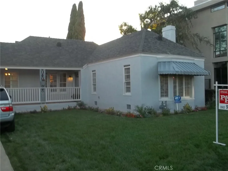 2555 Aiken, Los Angeles, CA 90064