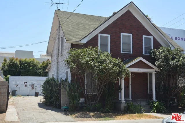 11272 Nebraska, Los Angeles, CA 90025