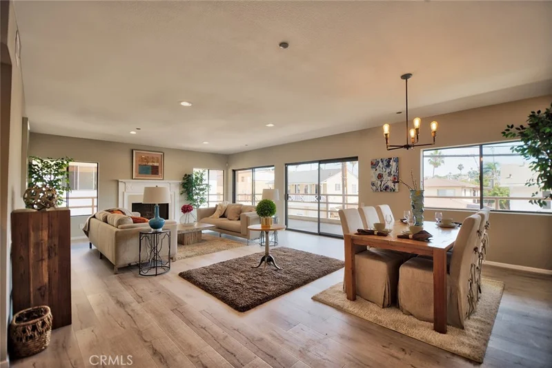512 Esplanade 203, Redondo Beach, CA 90277