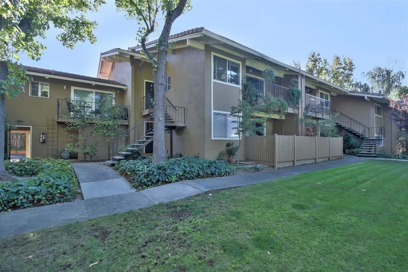 420 Alberto #8, Los Gatos, CA 95032