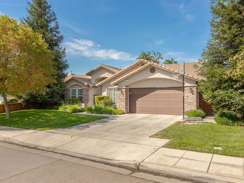 116 Kites, Chowchilla, CA 93610
