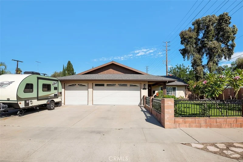 2539 Sandalwood, Anaheim, CA 92806