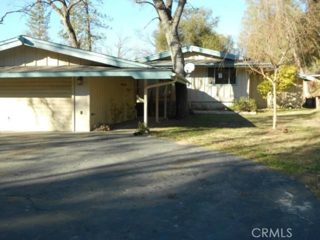 45525 N Oakview Drive, Oakhurst, CA 93644