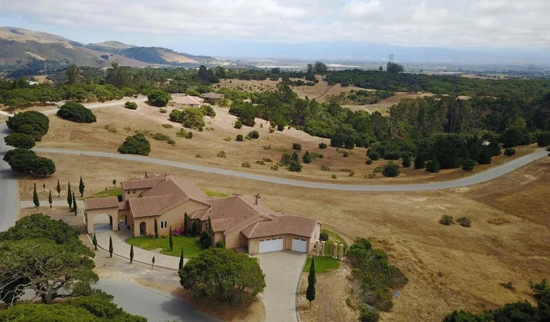 8650 Carolines Ridge, Prunedale, CA 93907