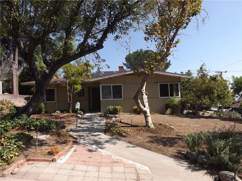 450 Auburn, Sierra Madre, CA 91024