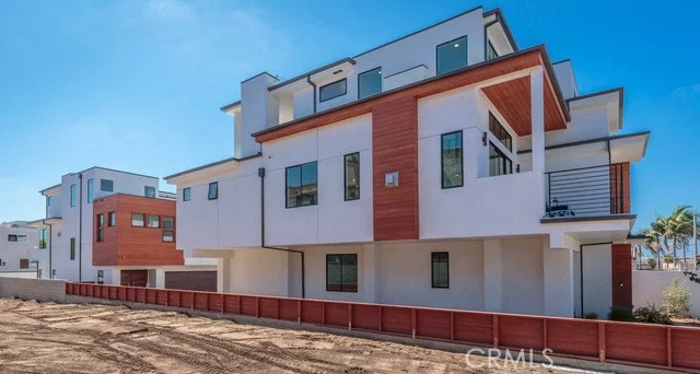 521 Gertruda #A, Redondo Beach, CA 90277