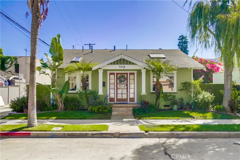 4518 3rd, Long Beach, CA 90814