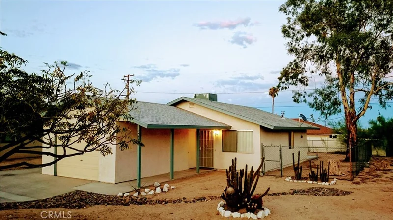 6211 Daisy, 29 Palms, CA 92277