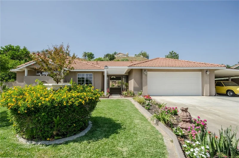 5581 Via Escalante, Jurupa Valley, CA 92509