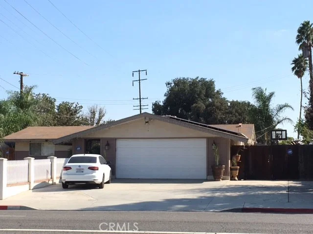 5610 Central, Riverside, CA 92504