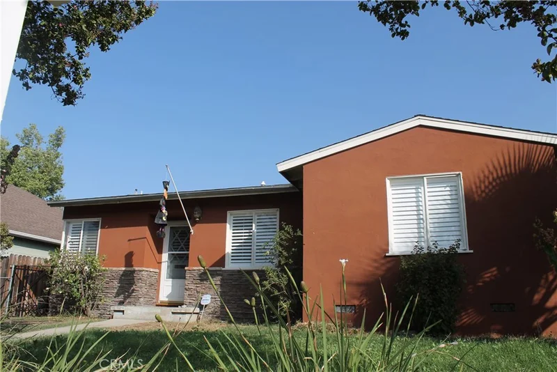 433 4th, San Dimas, CA 91773