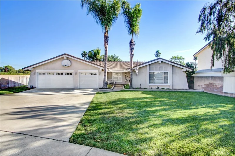 894 Gina Court, Upland, CA 91784