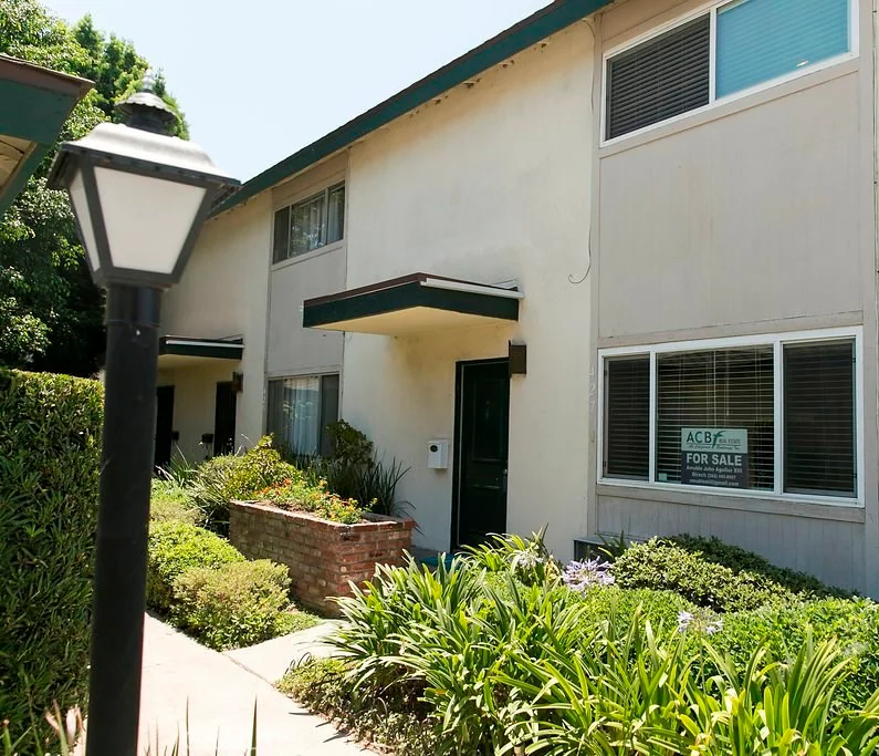 427 1st, Tustin, CA 92780