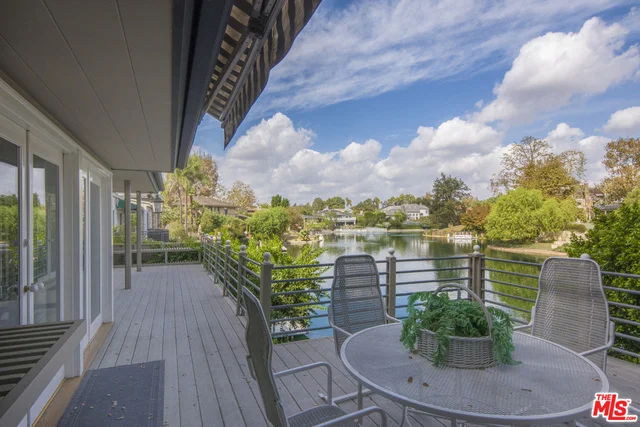 10033 Valley Spring, Toluca Lake, CA 91602
