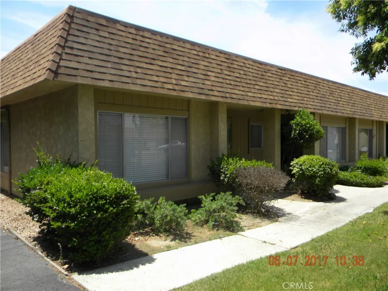 628 Santa Fe #8, Hemet, CA 92543