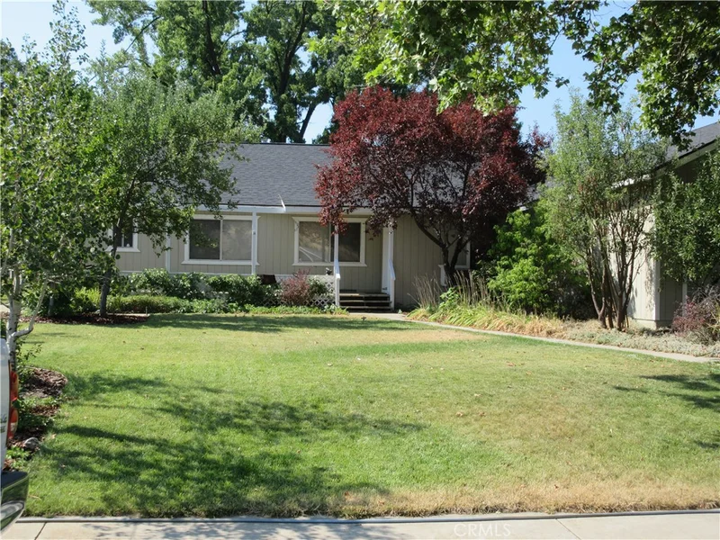1011 Campbell, Yreka, CA 96097