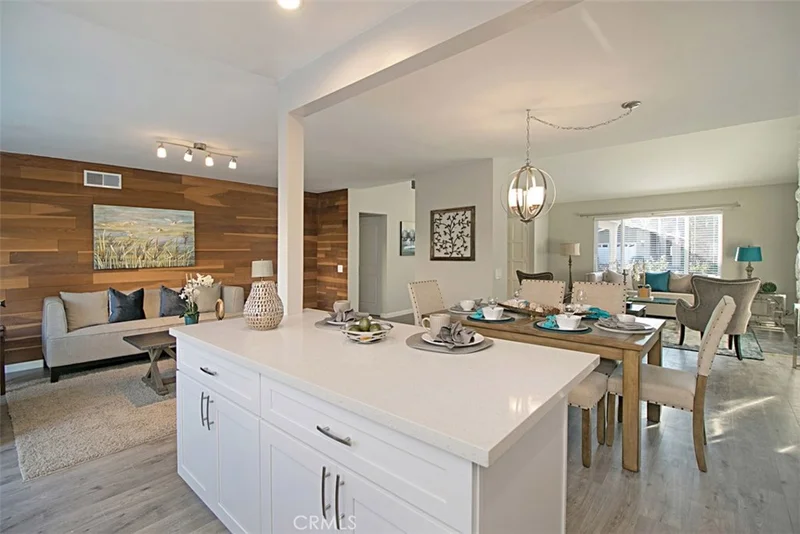 11396 Culebra, Cypress, CA 90630