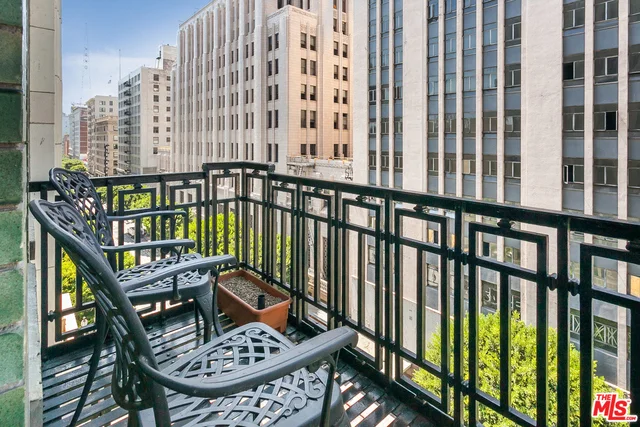 416 Spring #705, Los Angeles, CA 90013
