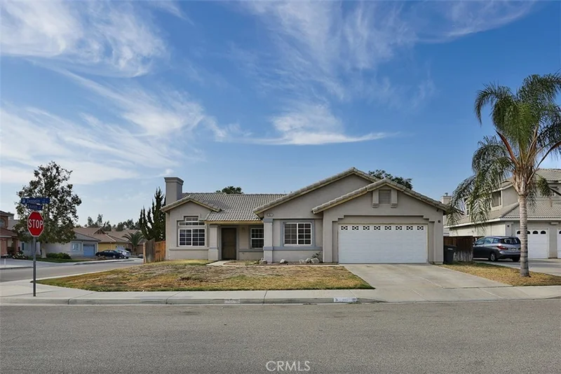 854 Zeppelin, San Jacinto, CA 92582