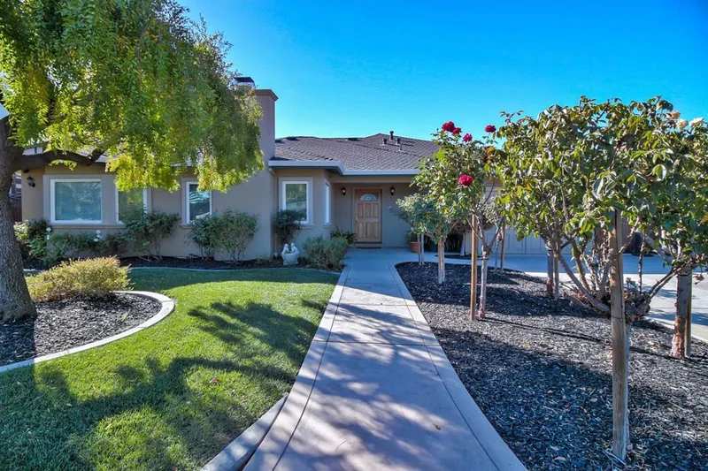 849 Kenneth, Campbell, CA 95008