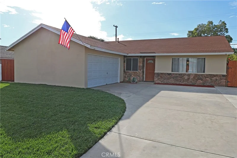 2935 Stanton, Pomona, CA 91767