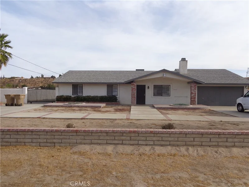 7911 Alston, Hesperia, CA 92345