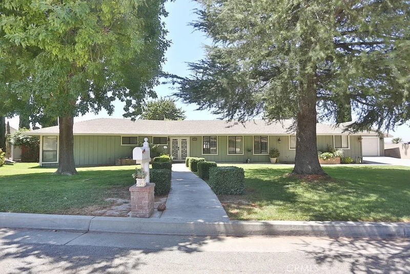 4290 Hillside, Banning, CA 92220