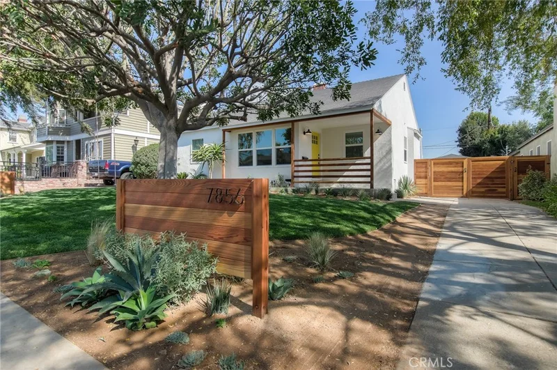 7856 Airlane, Los Angeles, CA 90045