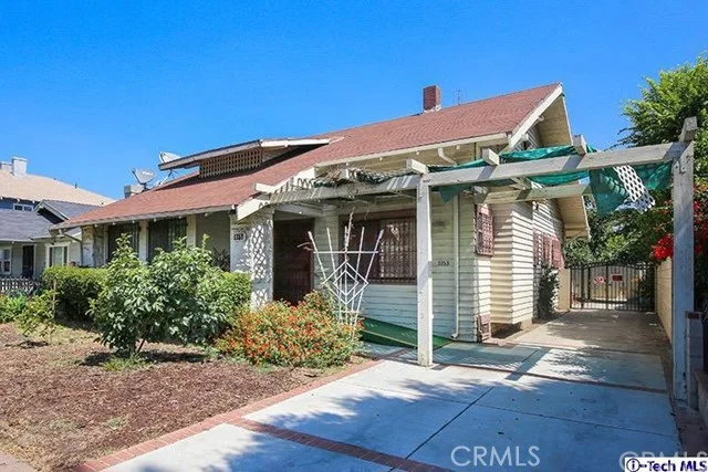 1153 37th, Los Angeles, CA 90007