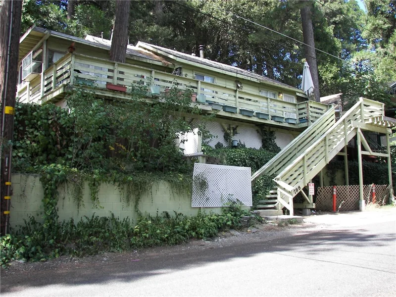 788 Woodland, Crestline, CA 92325