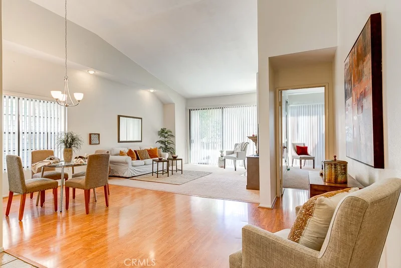 2534 Macarthur #P, Santa Ana, CA 92704