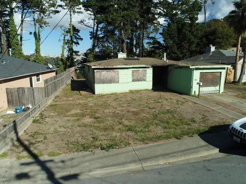620 Larchmont, Daly City, CA 94015