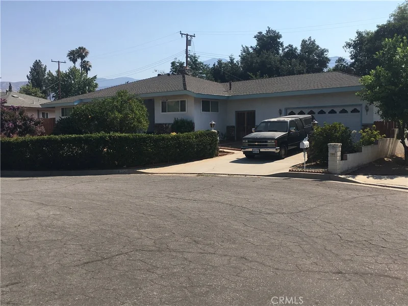 11733 Kent Lane, Yucaipa, CA 92399
