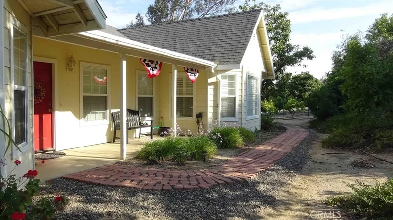 41650 Valencia, Temecula, CA 92592