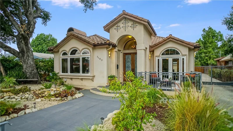 1160 Arroyo, Pasadena, CA 91103