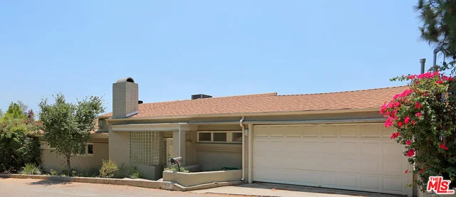 8672 Hollywood, Los Angeles, CA 90069