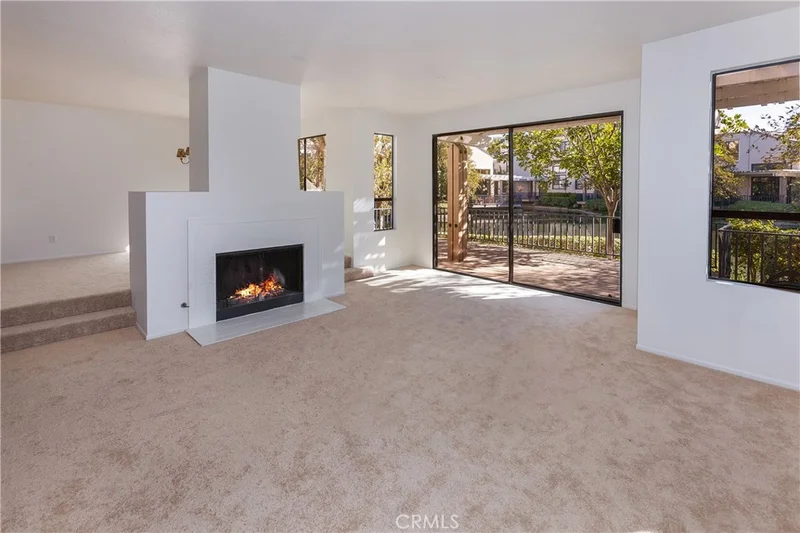 19 Longshore #38, Irvine, CA 92614