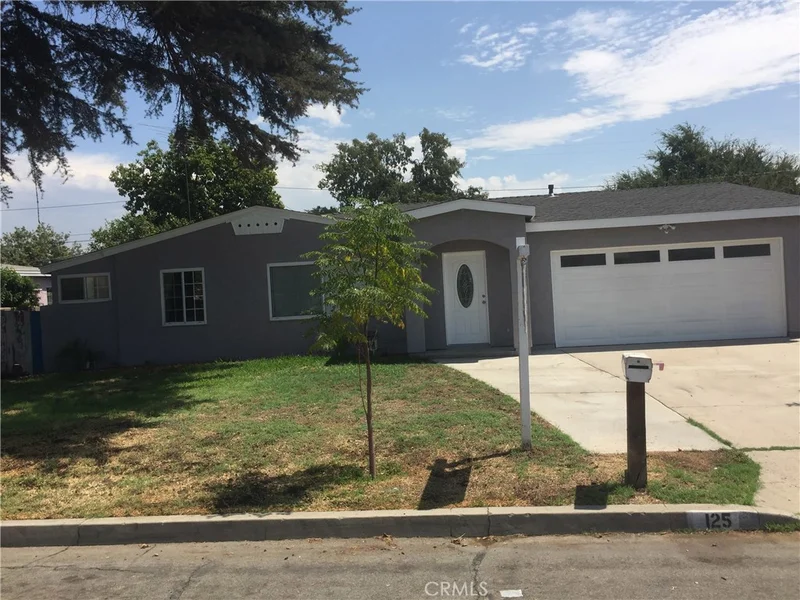 125 Encina, Rialto, CA 92376