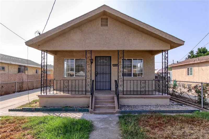 4544 Fisher, East Los Angeles, CA 90022
