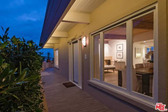 1045 Lachman, Pacific Palisades, CA 90272