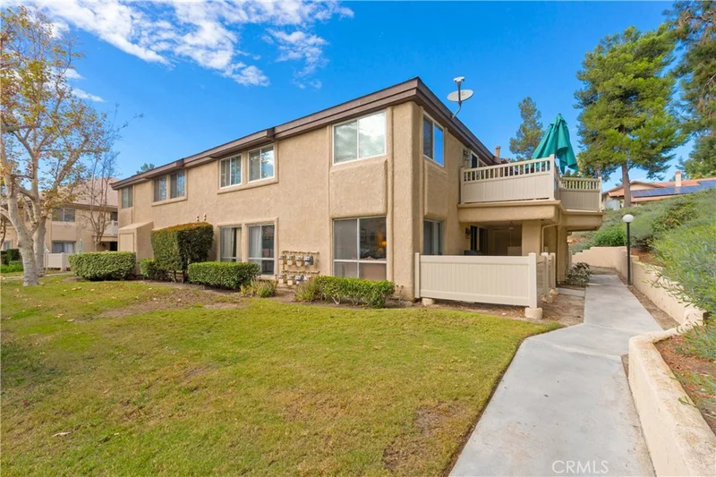 25652 Rimgate #8D, Lake Forest, CA 92630