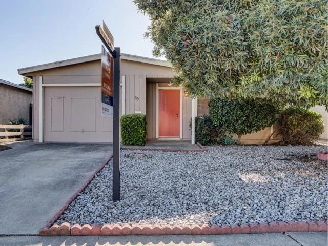 521 El Rio, Watsonville, CA 95076