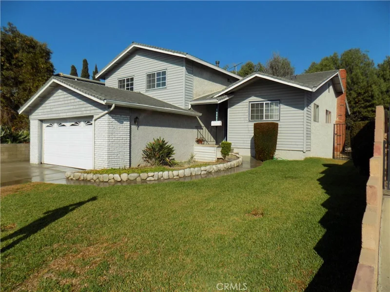 10327 Stonebank, Bellflower, CA 90706