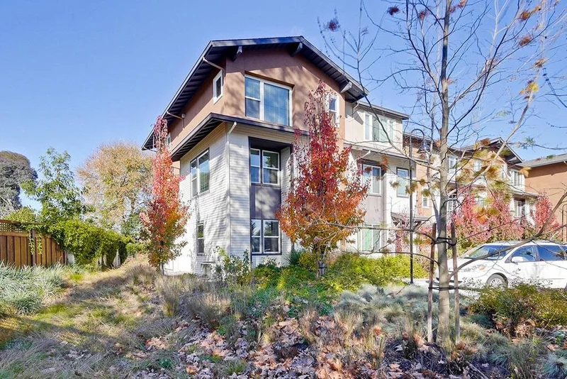 2552 Saffron, Mountain View, CA 94043
