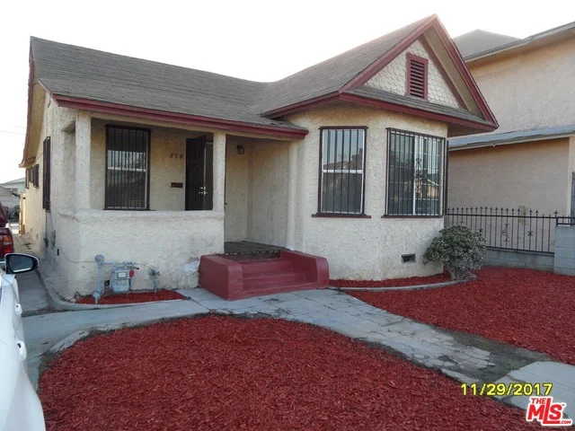 898 53rd, Los Angeles, CA 90011