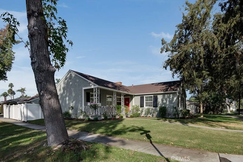 2602 Acacia, Santa Ana, CA 92706