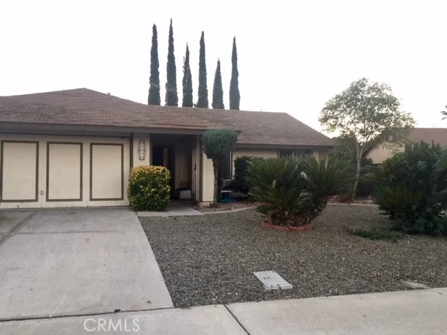 25703 White Oak, Hemet, CA 92544