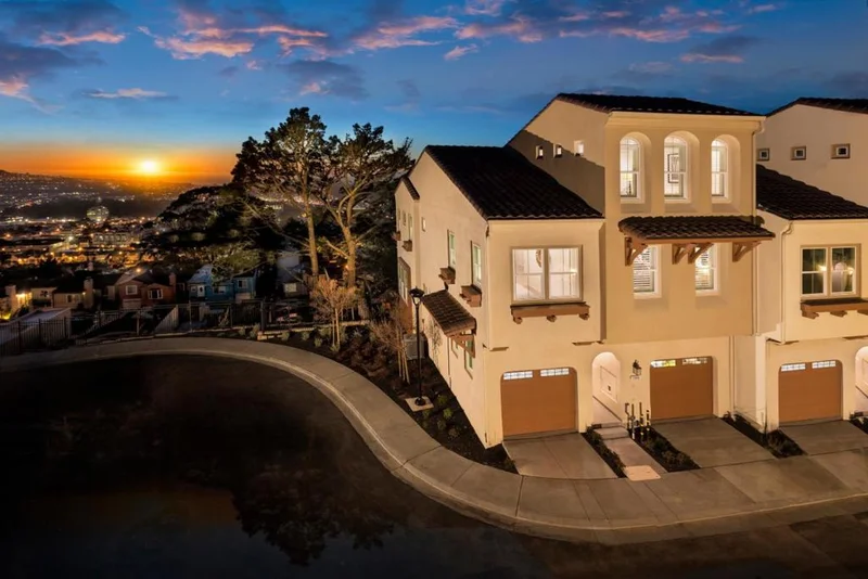 1022 Ocean View, Daly City, CA 94014