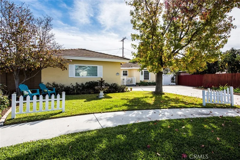 12572 Woodlawn, Tustin, CA 92780